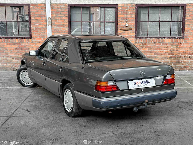 Mercedes-benz 200e w124 2.0 122pk 1992 - afbeelding 6 van  35