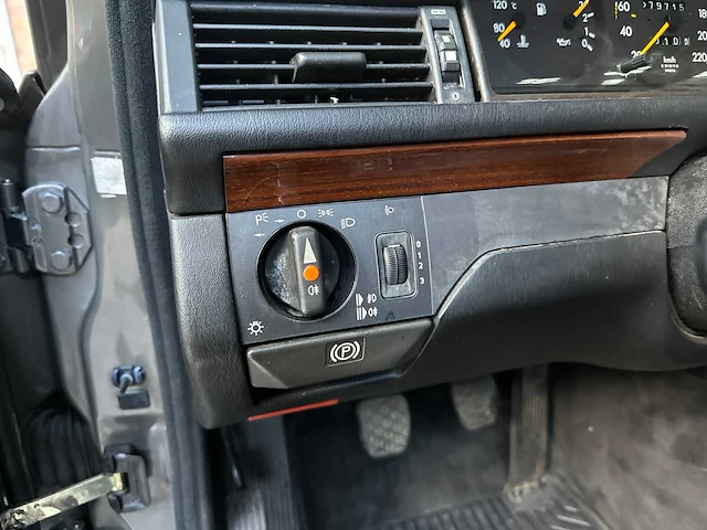 Mercedes-benz 200e w124 2.0 122pk 1992 - afbeelding 11 van  35