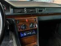 Mercedes-benz 200e w124 2.0 122pk 1992 - afbeelding 16 van  35