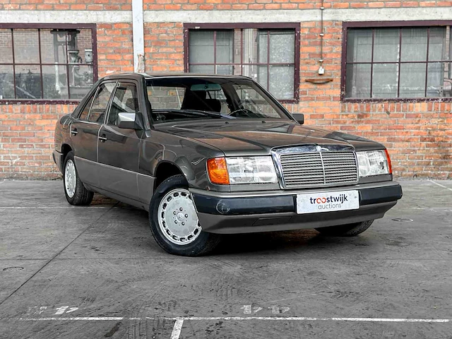 Mercedes-benz 200e w124 2.0 122pk 1992 - afbeelding 32 van  35