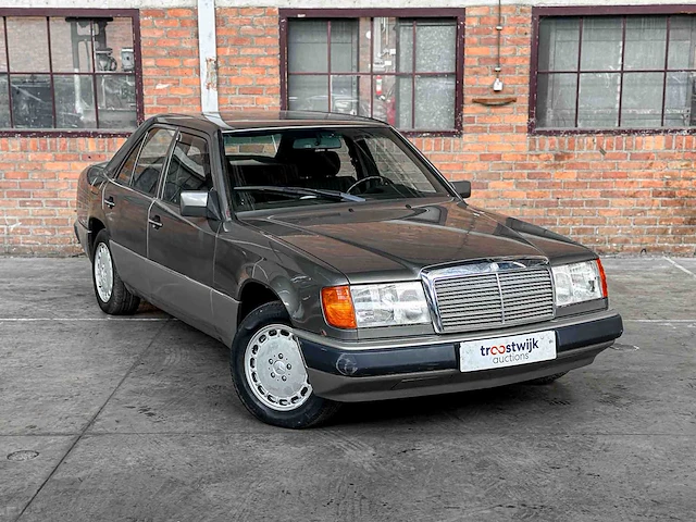 Mercedes-benz 200e w124 2.0 122pk 1992 - afbeelding 33 van  35