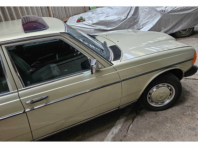 Mercedes-benz 230 e automatic, 59-xv-fz - afbeelding 6 van  40
