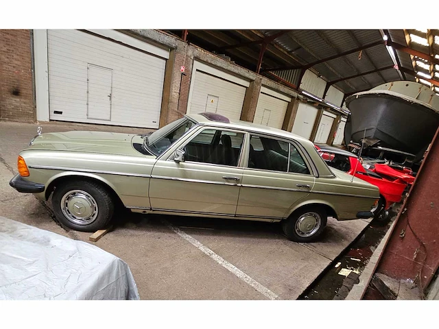 Mercedes-benz 230 e automatic, 59-xv-fz - afbeelding 12 van  40