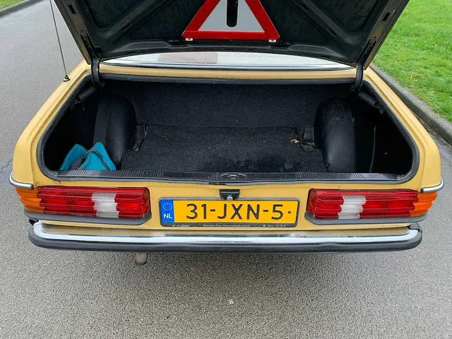 Mercedes-benz 230 e (w123) automaat uniek! 31-jxn-5 - afbeelding 9 van  30