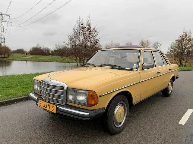 Mercedes-benz 230 e (w123) automaat uniek! 31-jxn-5 - afbeelding 1 van  30