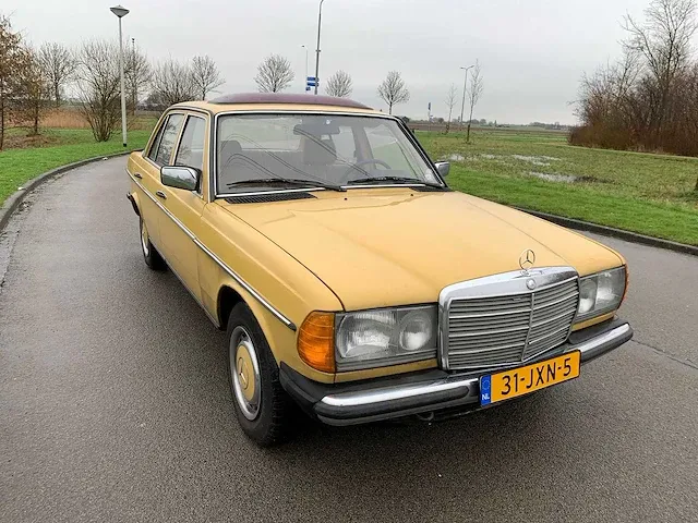 Mercedes-benz 230 e (w123) automaat uniek! 31-jxn-5 - afbeelding 26 van  30