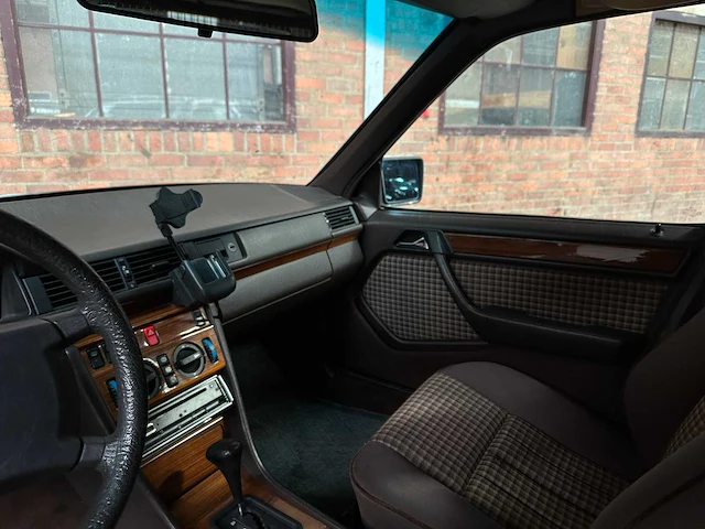 Mercedes-benz 230 te 200-500 (w124) combi 132pk 1990, 75-jj-bv - afbeelding 11 van  37