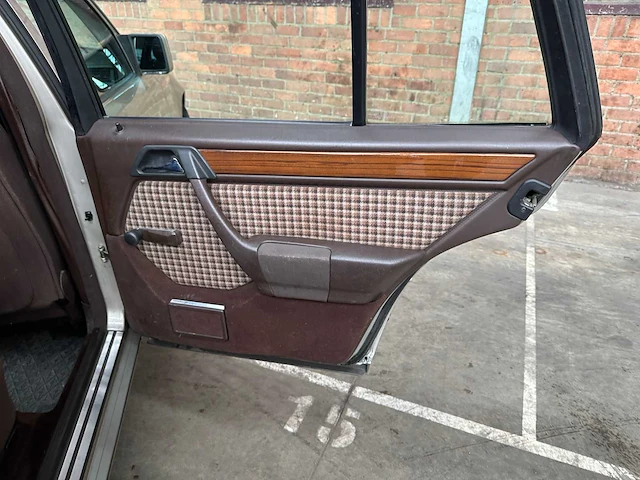 Mercedes-benz 230 te 200-500 (w124) combi 132pk 1990, 75-jj-bv - afbeelding 24 van  37