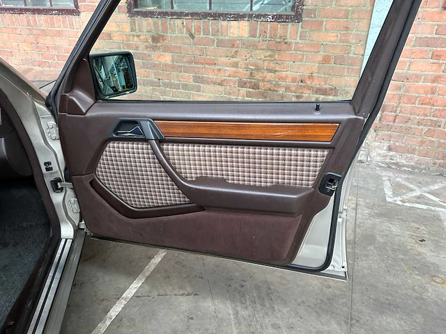 Mercedes-benz 230 te 200-500 (w124) combi 132pk 1990, 75-jj-bv - afbeelding 25 van  37