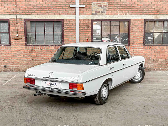 Mercedes-benz 230.6 w114 / 8 136pk 1975, 72-yb-84 - afbeelding 4 van  36