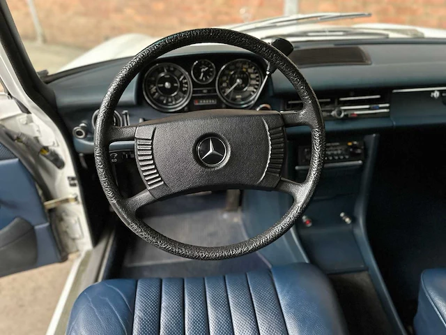 Mercedes-benz 230.6 w114 / 8 136pk 1975, 72-yb-84 - afbeelding 11 van  36