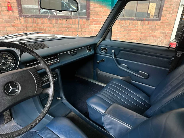 Mercedes-benz 230.6 w114 / 8 136pk 1975, 72-yb-84 - afbeelding 13 van  36