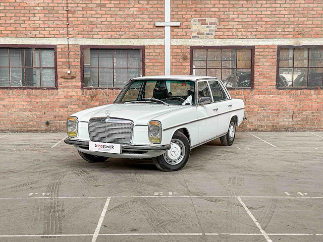 Mercedes-benz 230.6 w114 / 8 136pk 1975, 72-yb-84 - afbeelding 12 van  36