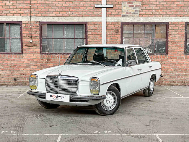 Mercedes-benz 230.6 w114 / 8 136pk 1975, 72-yb-84 - afbeelding 23 van  36