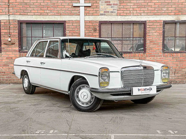 Mercedes-benz 230.6 w114 / 8 136pk 1975, 72-yb-84 - afbeelding 33 van  36