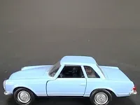 Mercedes-benz 230sl (1963) blauw schaal 1:34-39. die-cast metaal schaalmodel. - afbeelding 2 van  5