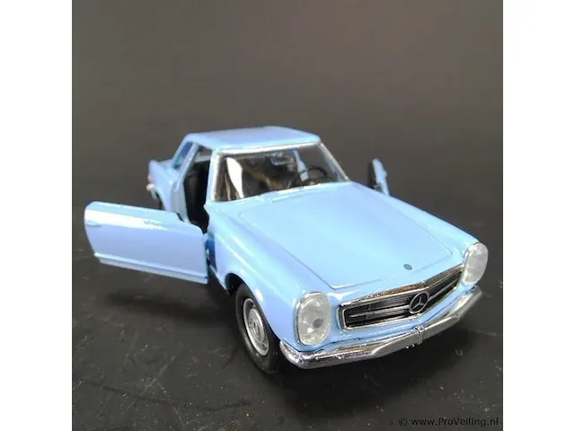 Mercedes-benz 230sl (1963) blauw - afbeelding 4 van  5