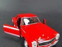 Mercedes-benz 230sl (1963) rood - afbeelding 4 van  5