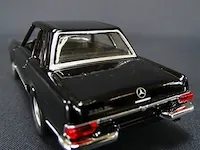 Mercedes-benz 230sl (1963) zwart - afbeelding 3 van  5