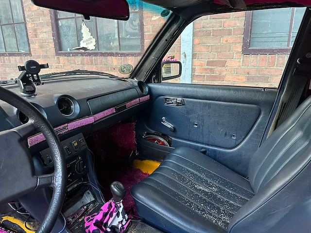 Mercedes-benz 240 lang -carbage run- 128pk 1983, kh-94-rv - afbeelding 11 van  32
