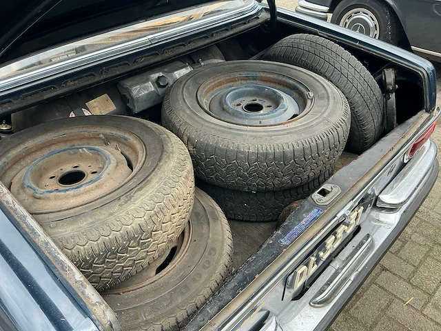 Mercedes-benz 250s oldtimer - afbeelding 16 van  24