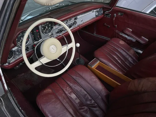 Mercedes-benz 280sl pagode w113 185pk 1970 sl-klasse, gt-72-kx - afbeelding 26 van  50