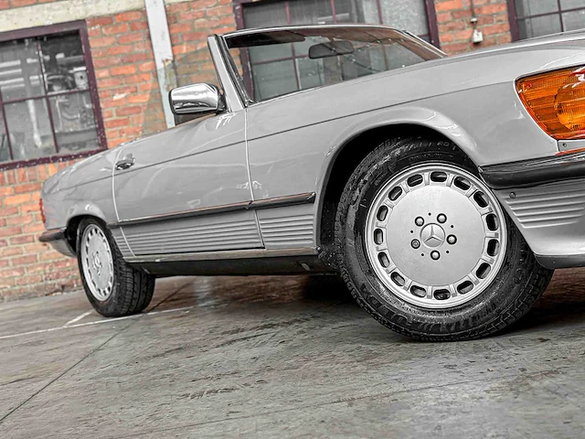 Mercedes-benz 300 sl r107 (hardtop + softtop) 179pk 1987 sl-klasse, pf-152-p - afbeelding 44 van  45