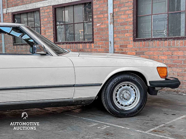 Mercedes-benz 380 sl 3.8 v8 204pk 1982 sl-klasse youngtimer - afbeelding 17 van  39