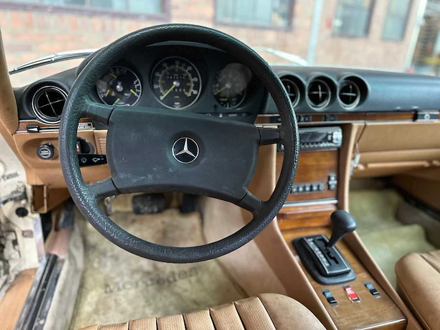 Mercedes-benz 380 sl 3.8 v8 204pk 1982 sl-klasse youngtimer - afbeelding 19 van  39