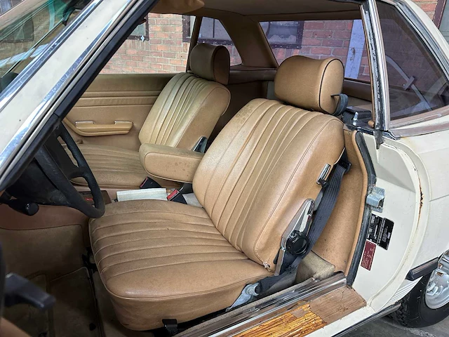 Mercedes-benz 380 sl 3.8 v8 204pk 1982 sl-klasse youngtimer - afbeelding 30 van  39