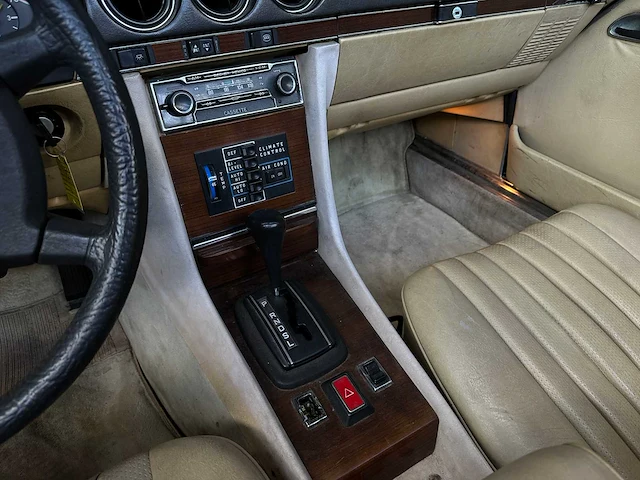 Mercedes-benz 380 sl v8 1980 - afbeelding 17 van  37