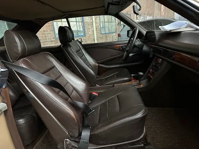 Mercedes-benz 500 sec 241pk 1981, 91-tl-bp - afbeelding 32 van  46