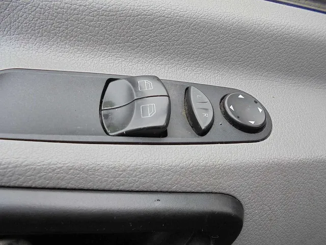 Mercedes benz 516 2.2 cdi 366 be 2-vrb-97 - afbeelding 17 van  18