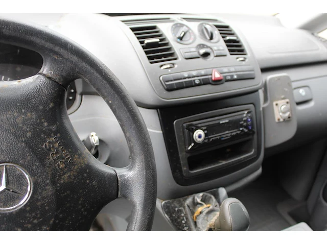 Mercedes-benz 639 vito 111 cdi metkenteken 27-bs-jz. datum eerste toelating 17-3-2005. apk vervaldatumper 1... - afbeelding 6 van  16