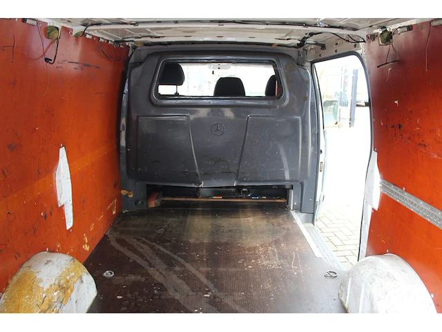 Mercedes-benz 639 vito 111 cdi metkenteken 27-bs-jz. datum eerste toelating 17-3-2005. apk vervaldatumper 1... - afbeelding 16 van  16