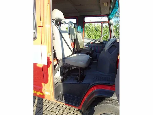 Mercedes-benz 814d bedrijfswagen - afbeelding 3 van  27