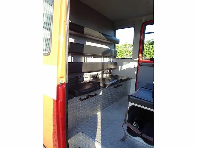 Mercedes-benz 814d bedrijfswagen - afbeelding 8 van  27