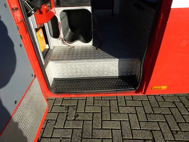 Mercedes-benz 814d bedrijfswagen - afbeelding 9 van  27