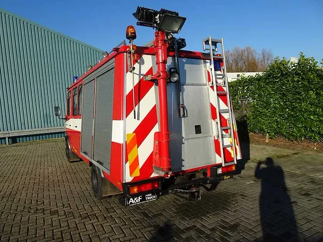 Mercedes-benz 814d bedrijfswagen - afbeelding 12 van  27