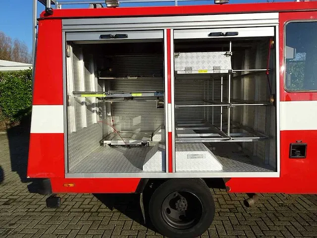 Mercedes-benz 814d bedrijfswagen - afbeelding 26 van  27