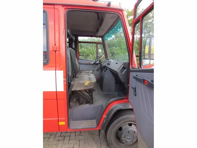 Mercedes-benz 814d bedrijfswagen - afbeelding 12 van  13