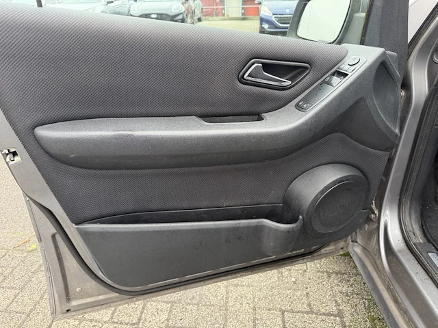 Mercedes-benz a 160, 2011 - afbeelding 23 van  26
