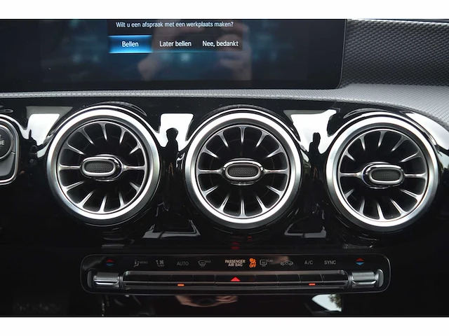 Mercedes-benz a 180 avantgarde - personenauto - afbeelding 13 van  37