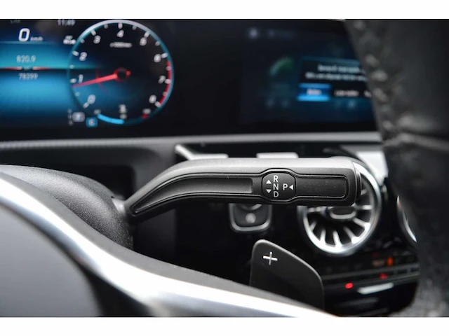 Mercedes-benz a 180 avantgarde - personenauto - afbeelding 26 van  37