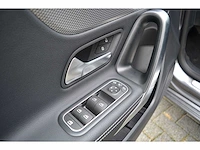 Mercedes-benz a 180 avantgarde - personenauto - afbeelding 29 van  37