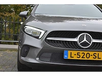 Mercedes-benz a 180 avantgarde - personenauto - afbeelding 33 van  37