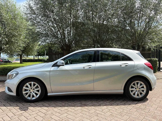 Mercedes-benz a-klasse - 180 , 9-srr-02 - afbeelding 15 van  24