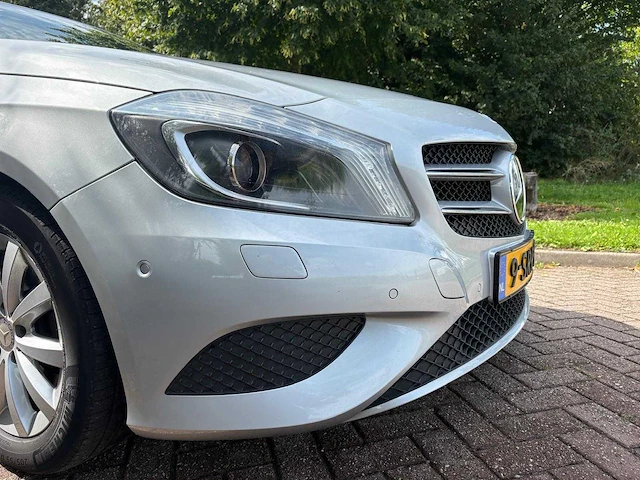 Mercedes-benz a-klasse - 180 , 9-srr-02 - afbeelding 13 van  24