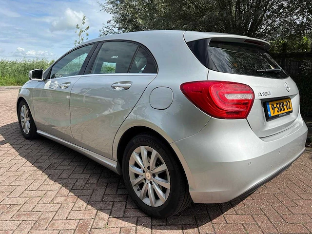 Mercedes-benz a-klasse - 180 , 9-srr-02 - afbeelding 18 van  24