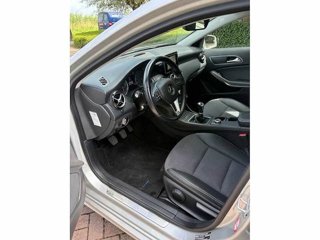 Mercedes-benz a-klasse - 180 , 9-srr-02 - afbeelding 20 van  24